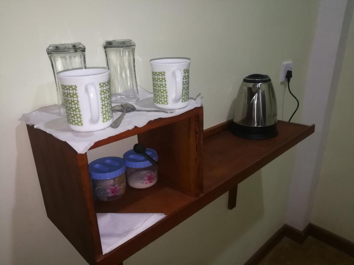 Dinaro Guest Hotel Ella Phòng bức ảnh