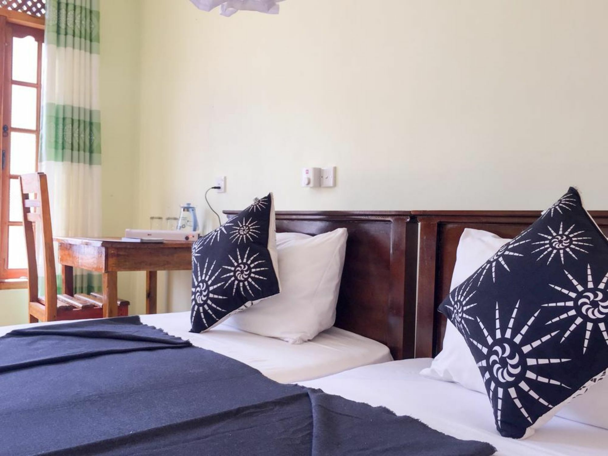 Dinaro Guest Hotel Ella Ngoại thất bức ảnh